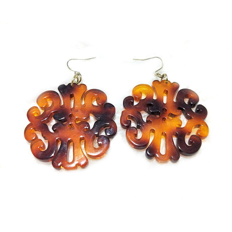 Acrylic Earrings of the Round Flower-shaped Tortoise