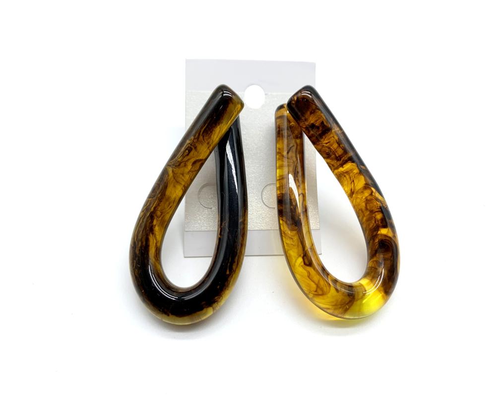 New design bent acrylic resin hoop earrings for women