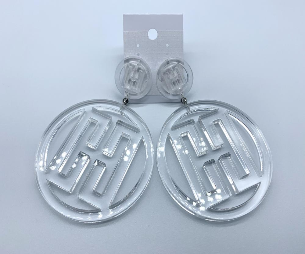 Clients customize acrylic earrings